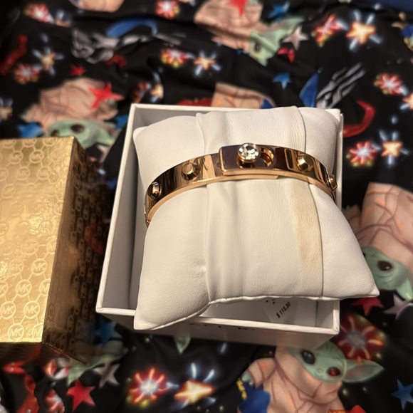 NEW MICHAEL KORS ROSE GOLD BRACELET BANGLE DIAMOND LOVE LOCK NUT BOLT CUFF BOX X - Picture 4 of 16